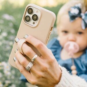 Loopy Sandstone Phone Case